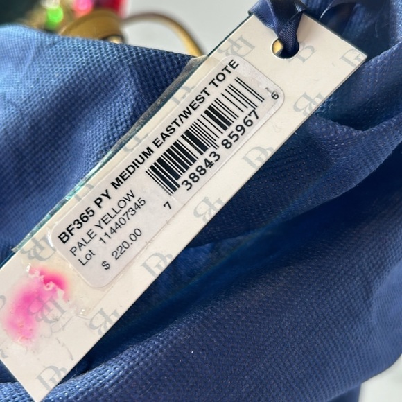 Dooney & Bourke NWT Medium East/West Pale Yellow Pebble Leather Tote - Picture 8 of 9